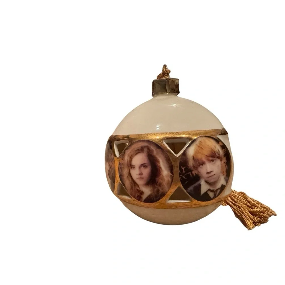 Wizarding World of Harry Potter Official Ceramic Hogwarts Gold Tassel Ornament